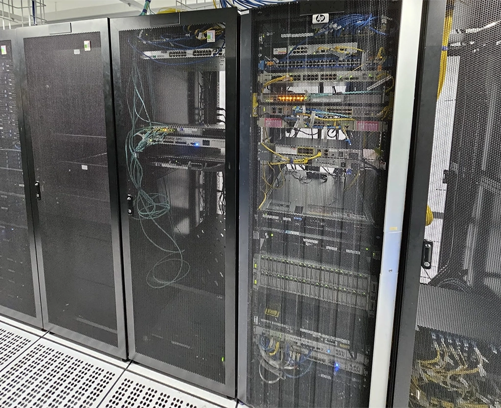 dedicated server in Thailand data center