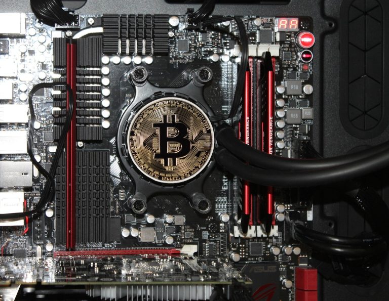 Bitcoin dedicated server Hosting image of inside a data center