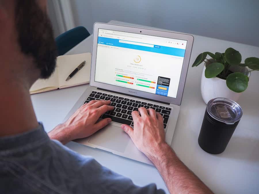 earning by reference online
